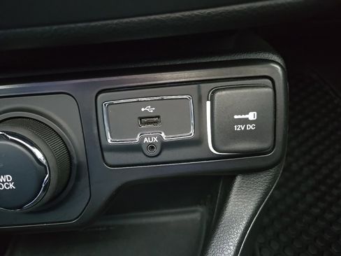 Used 2023 Jeep Renegade Altitude w/ Sun/Sound Group image 64