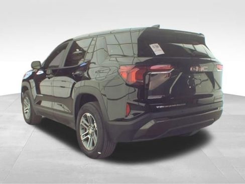 Used 2025 GMC Terrain Elevation AWD/4WD image 4