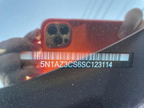 Used 2025 Nissan Murano SL image 28