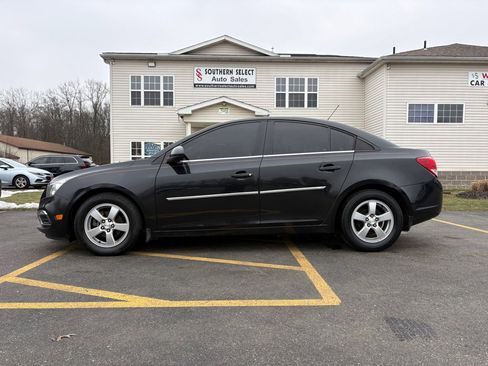 Used 2015 Chevrolet Cruze LT image 1