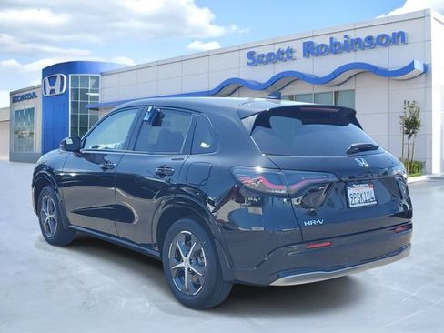Certified 2025 Honda HR-V EX-L image 3