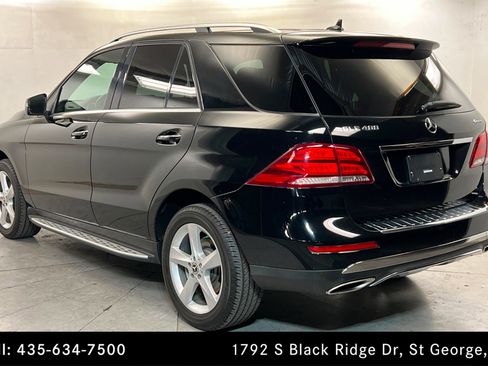 Used 2019 Mercedes-Benz GLE 400 4MATIC w/ Premium 1 Package image 3
