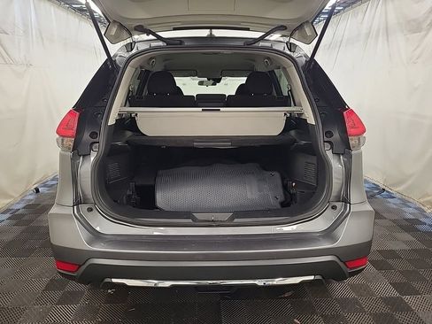 Used 2020 Nissan Rogue SV AWD/4WD image 9