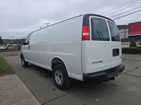 New 2025 GMC Savana 3500 Extended w/ Driver Convenience Package RWD image 7