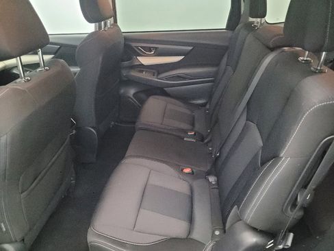 Used 2020 Subaru Ascent Premium w/ Convenience Package image 18