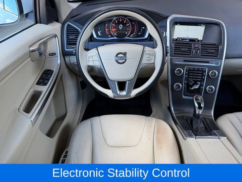 Used 2015 Volvo XC60 T5 AWD/4WD image 30