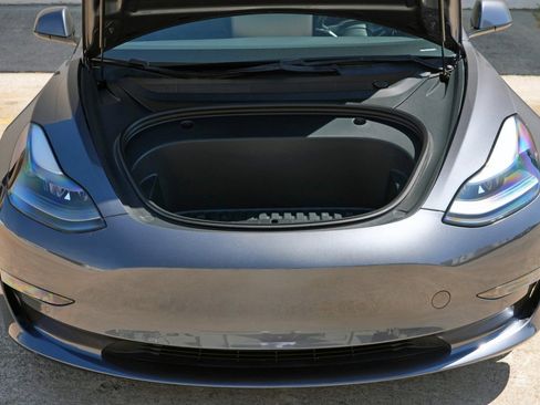 Used 2021 Tesla Model 3 Standard Range Plus image 7