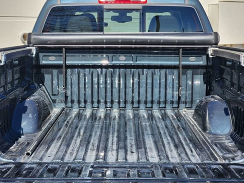 Used 2017 GMC Canyon SLT w/ Trailering Package image 20