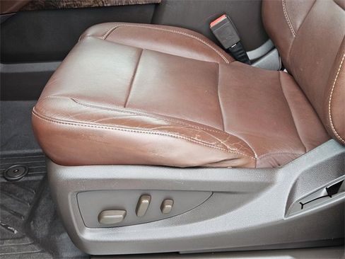 Used 2020 Chevrolet Tahoe Premier w/ Premier 6.2L Value Package image 24