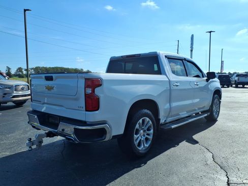 Used 2024 Chevrolet Silverado 1500 LTZ w/ LTZ Convenience Package II AWD/4WD image 5