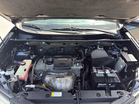 Used 2015 Toyota RAV4 Limited image 12