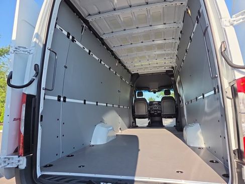 New 2026 Mercedes-Benz Sprinter 2500 image 33