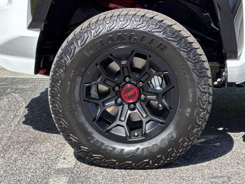 New 2026 Toyota Tacoma TRD Pro AWD/4WD image 31