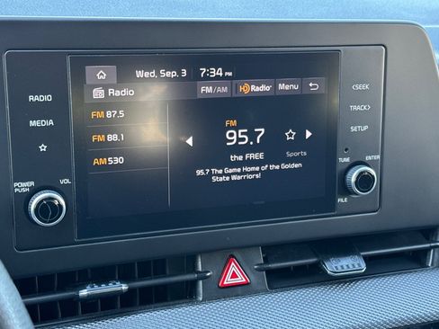 Used 2023 Kia Sportage LX image 21