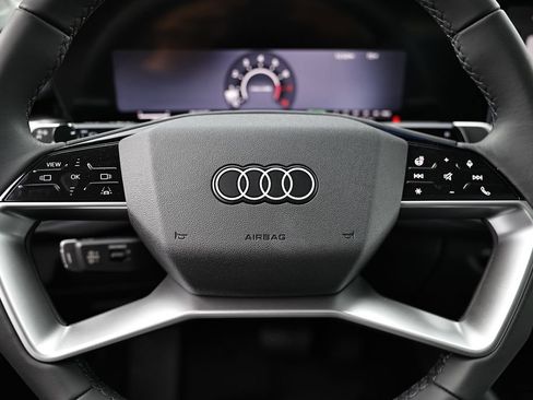 New 2026 Audi Q3 quattro 2.0T AWD/4WD image 34