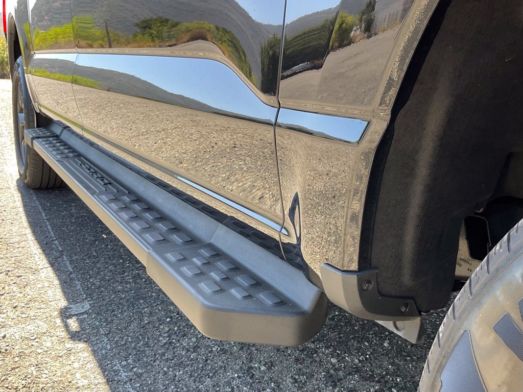 Certified 2025 Ford F150 Lightning Flash AWD/4WD image 13