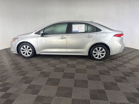 Used 2024 Toyota Corolla LE image 11