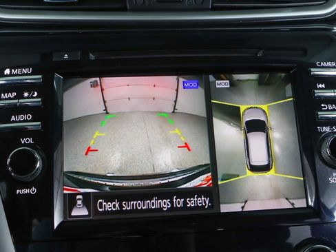 Used 2023 Nissan Murano SL w/ Cargo Package image 19