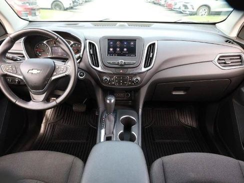 Used 2021 Chevrolet Equinox LT FWD image 22