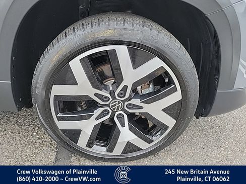 Certified 2023 Volkswagen Taos SEL AWD/4WD image 20