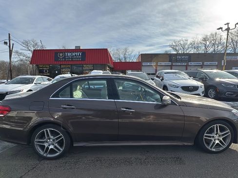 Used 2016 Mercedes-Benz E 350 Sedan image 4