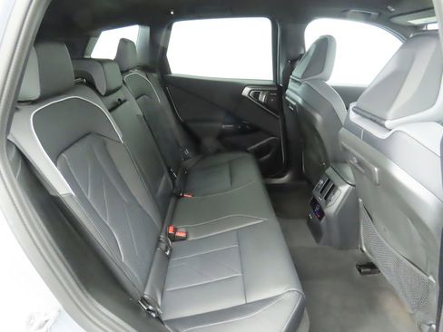 New 2026 BMW X3 xDrive30 image 23