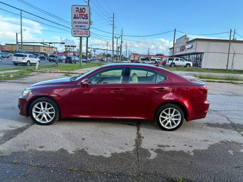 Used 2013 Lexus IS 250 AWD w/ Premium Pkg image 2