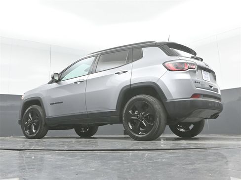 Used 2018 Jeep Compass Latitude w/ Popular Equipment Group image 35