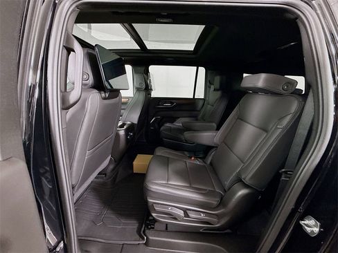 New 2026 GMC Yukon XL Denali w/ Denali Reserve Package image 20