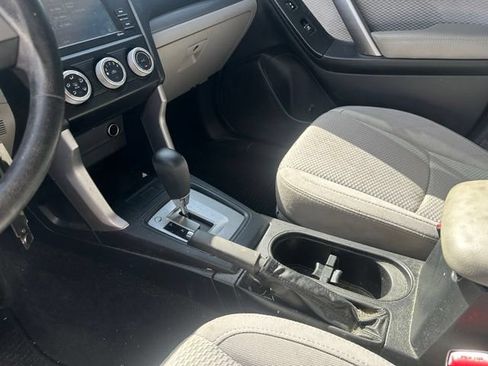 Used 2018 Subaru Forester 2.5i w/ Alloy Wheel Package AWD/4WD image 31