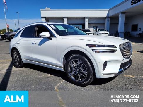 Used 2023 Genesis GV70 2.5T w/ Advanced Package image 17