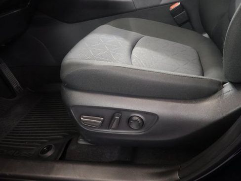 Certified 2025 Toyota RAV4 XLE w/ Convenience Package AWD/4WD image 15