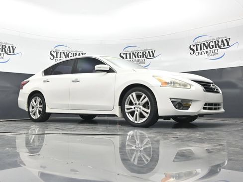 Used 2014 Nissan Altima 3.5 SL FWD image 29