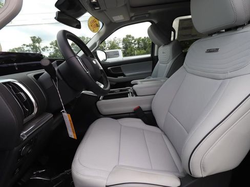 New 2026 Ford Expedition Max Platinum AWD/4WD image 2