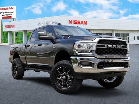 Used 2024 RAM 2500 Tradesman w/ Chrome Appearance Group AWD/4WD image 1