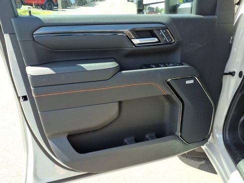New 2026 GMC Sierra 2500 AT4 w/ Technology Package AWD/4WD image 19