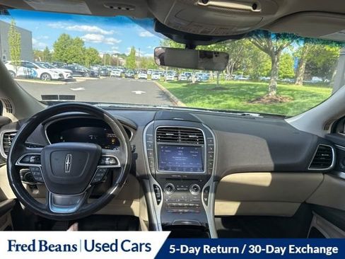 Used 2020 Lincoln Nautilus Reserve w/ Equipment Group 201A AWD/4WD image 14