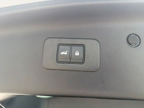 Used 2022 Nissan Armada SL w/ Midnight Edition Package AWD/4WD image 18