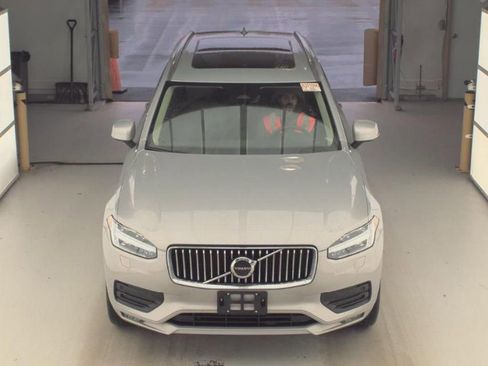Used 2023 Volvo XC90 B6 Core w/ Climate Package AWD/4WD image 2