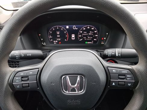 Certified 2023 Honda Accord EX image 19