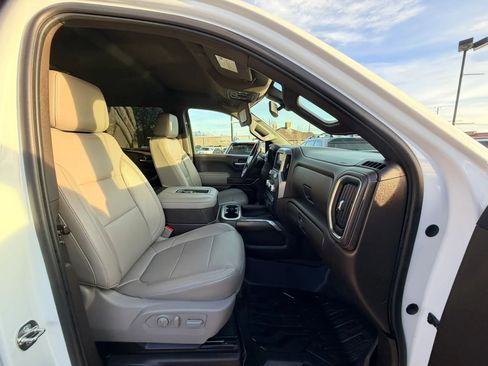 Used 2019 GMC Sierra 1500 SLT w/ SLT Premium Plus Package AWD/4WD image 30