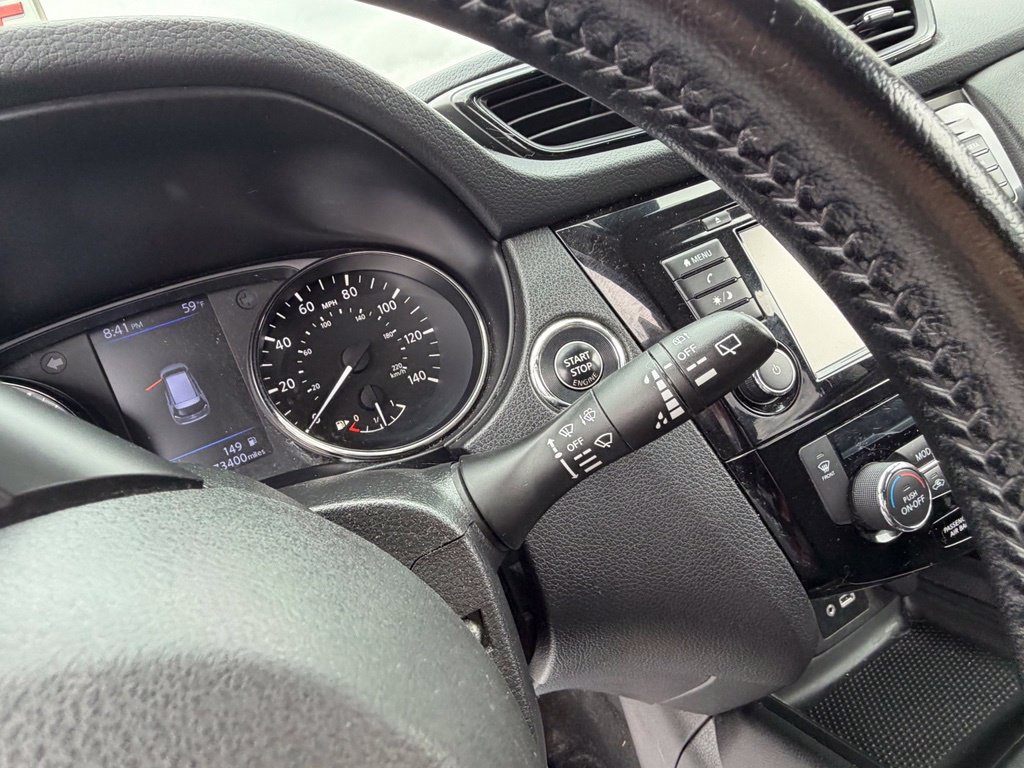 Used 2020 Nissan Rogue SV AWD/4WD image 30