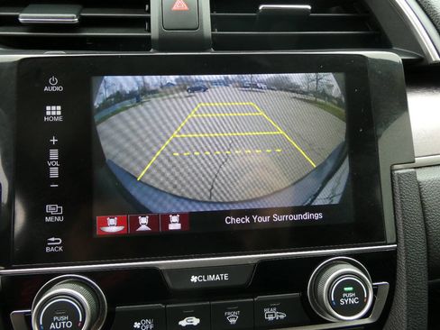 Used 2016 Honda Civic Touring image 19