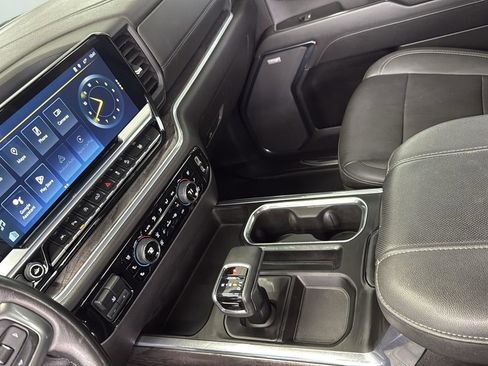 Used 2023 Chevrolet Silverado 1500 LTZ image 21