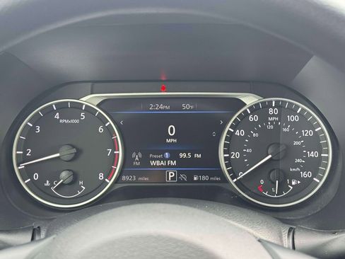 Certified 2025 Nissan Sentra SV image 24