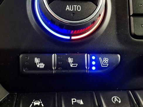 Used 2022 Chevrolet Silverado 1500 LTZ w/ LTZ Premium Texas Edition image 14