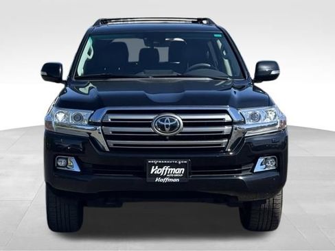 Used 2016 Toyota Land Cruiser AWD/4WD image 2