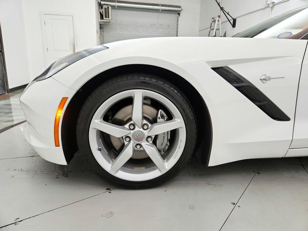 Used 2015 Chevrolet Corvette Stingray Convertible w/ 3LT Preferred Equipment Group RWD image 27