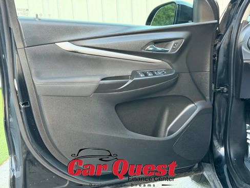Used 2023 Chevrolet Bolt EUV LT FWD image 6