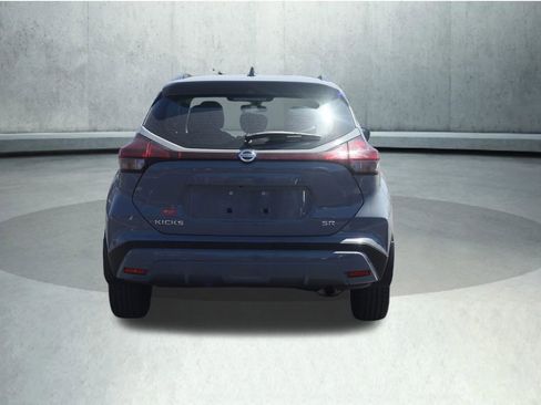 Used 2021 Nissan Kicks SR FWD image 11